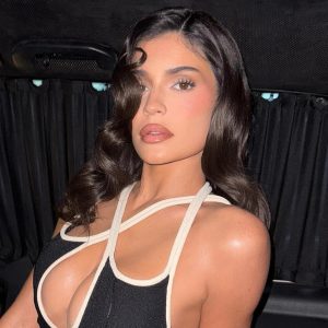 Kylie's Schiaparelli Makeup Look Bundle